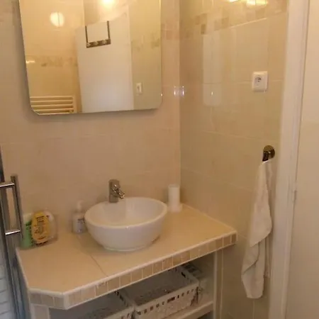 Petit Cocon En Plein Coeur De Apartamento *